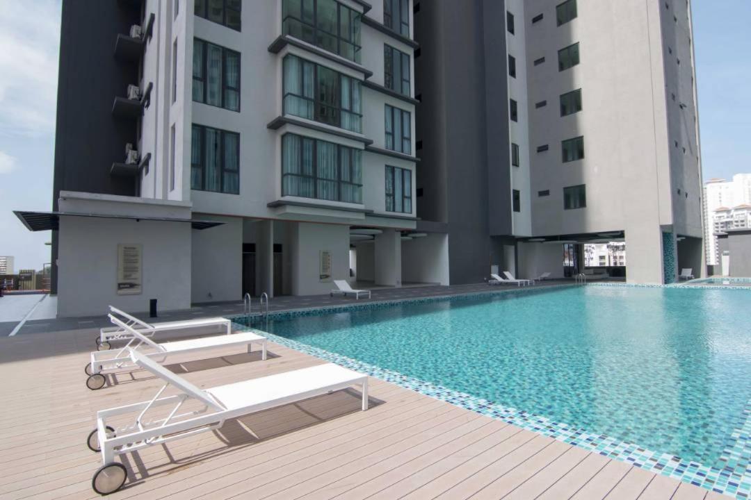 Jazz 313 Cosy 2-Bedroom Suite With Pool & Seaview Bagan Jermal Exteriör bild